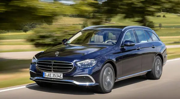 Mercedes E-Klasa Kombi - Dlaczego warto zainwestować w ten model?
