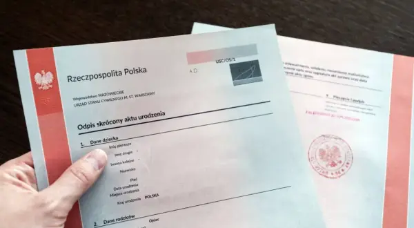 Odpis skrócony aktu urodzenia, kluczowy dokument. Dowiedz się, jak uzyskać akt chrztu i inne ważne dokumenty stanu cywilnego.