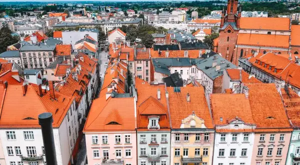 Gdzie leży Kalisz? Poznaj położenie, historię i atrakcje miasta!