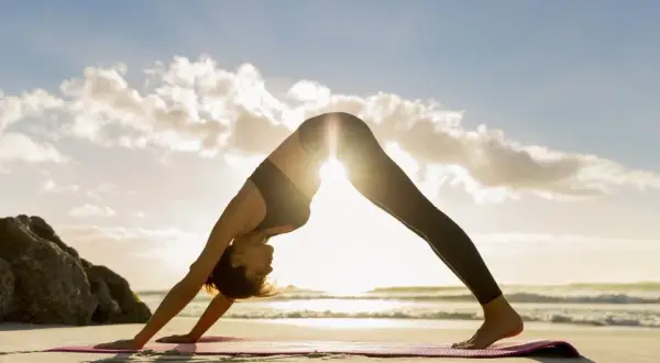 Vinyasa flow joga co to jest i jakie ma korzyści dla ciała