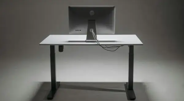 Czy da się podłączyć monitor do laptopa? Oto proste metody i porady