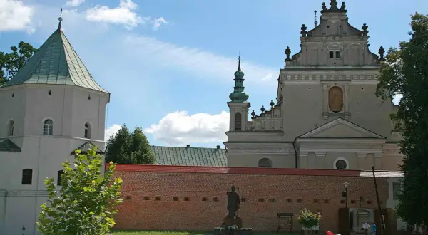 Sanktuarium w Leżajsku: historia, cuda i tajemnice pielgrzymów