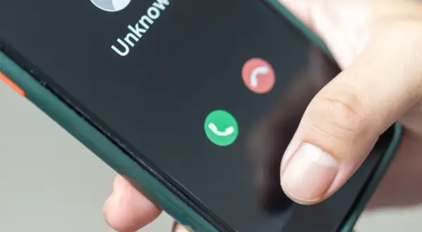 Jak zrobić numer prywatny iphone - ukryj swój numer w prosty sposób