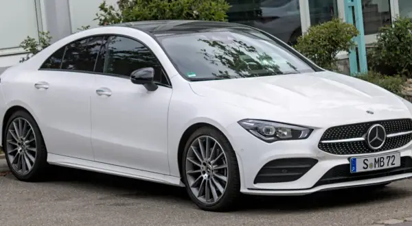 Mercedes CLA 45 AMG - moc, osiągi i najlepsze modyfikacje