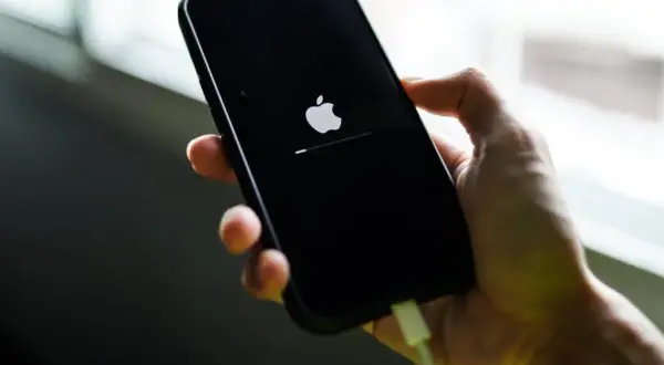 Co to backup w iPhone i jak uniknąć utraty ważnych danych