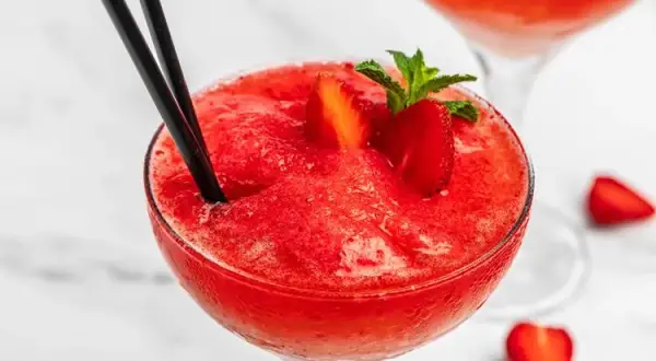 Fizzes drink: odkryj najlepsze przepisy i sekrety koktajli Fizz