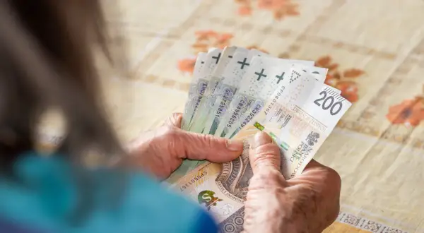 Ile wynosi średnia emerytura w Polsce? Zaskakujące dane i prognozy