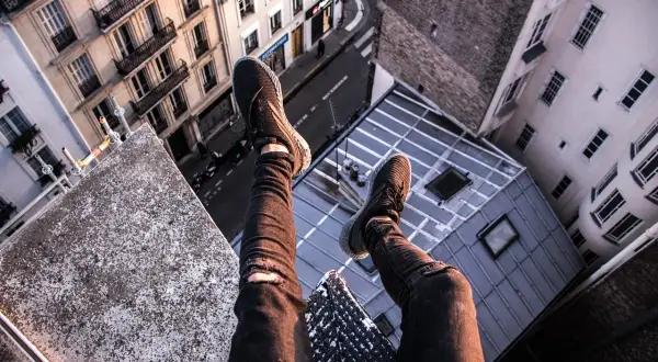 Uzależnienie od adrenaliny: Jak rozpoznać i odzyskać kontrolę?