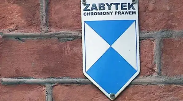 Kiedy budynek jest zabytkiem: kluczowe kryteria i proces uznania