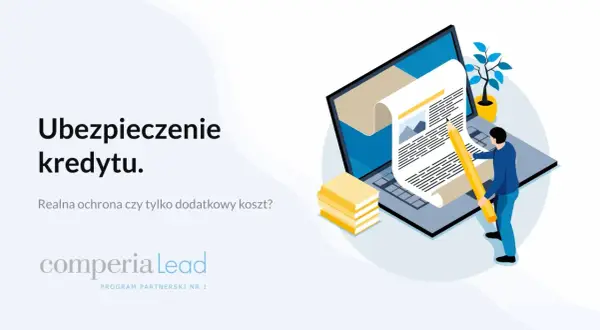 Ubezpieczenie kredytu: człowiek z ołówkiem analizuje dokument na laptopie, zastanawiając się nad ochroną.
