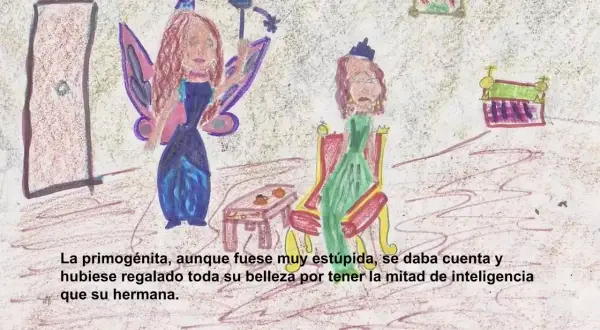 Dos princesas, una con alas y copete, otra sentada. La de alas, riquete el del copete, parece más feliz.