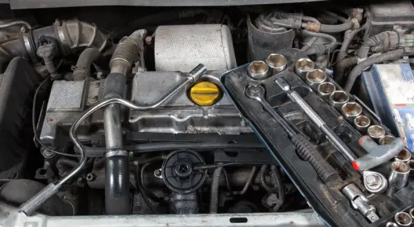Objawy uszkodzonego zaworu EGR w Mondeo MK4, które musisz znać