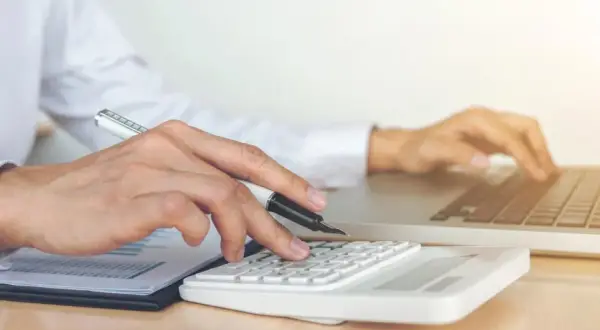 Jak rozliczać VAT bez błędów i uniknąć kar finansowych
