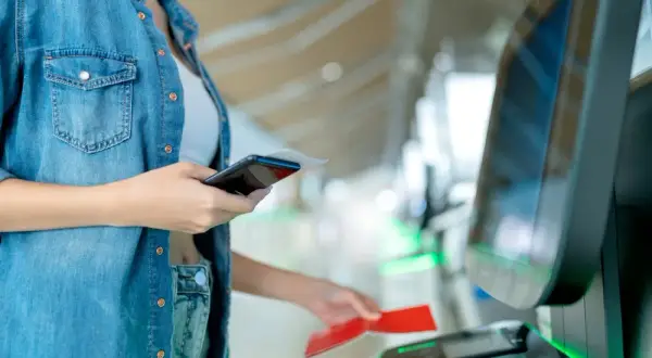 Co to jest check in na lotnisku i jak uniknąć problemów?