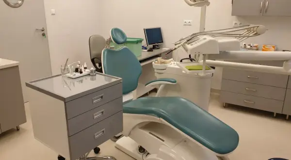 Czy w szpitalu jest dentysta? Sprawdź dostępność usług stomatologicznych