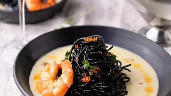 Spaghetti al nero di seppia: Łatwy przepis i smak umami