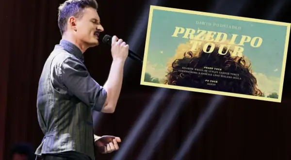 Dawid Podsiadło śpiewa na koncercie. Obok plakat "Przed i po Tour" z miastami i informacją o dawid podsiadło bilety cena.