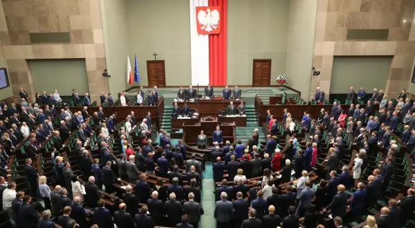 Konwent seniorów co to? Poznaj jego rolę i znaczenie w Senacie