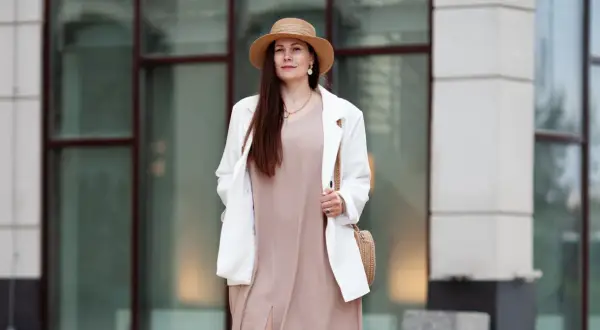 Plus size na komunię: Jak wyglądać zjawiskowo i czuć się pewnie?