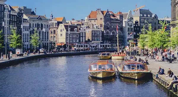 Ile kosztuje wynajem mieszkania w Amsterdamie? Ceny, które zaskakują