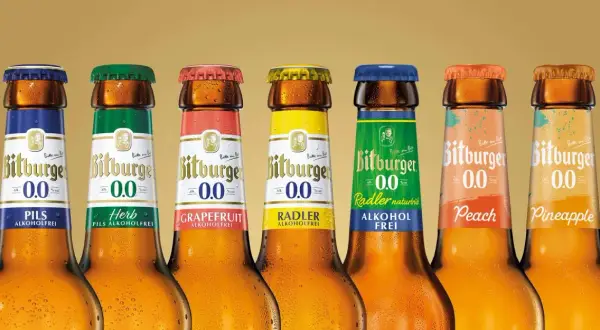 Bitburger 0,0% in verschiedenen Sorten: Pils, Herb, Grapefruit, Radler, Radler naturtrüb, Peach und Pineapple. Der geringe Zuckergehalt macht sie zur leichten Wahl.