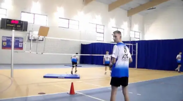 Jak poprawić wyskok w siatkówce? Skacz wyżej dzięki temu poradnikowi!