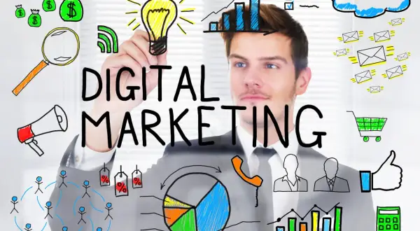 Un hombre dibuja en una pantalla: "DIGITAL MARKETING". Iconos de dinero, lupa, megáfono, red, bombilla, gráficos, emails, carrito, pulgar arriba y calculadora ilustran de que trata el marketing digital.
