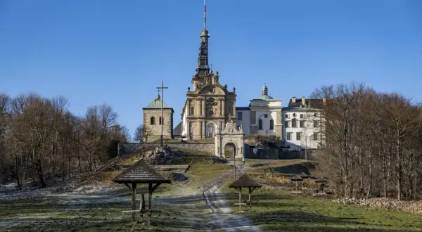 Góry Świętokrzyskie: Co zobaczyć? Przewodnik po atrakcjach i szlakach