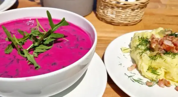 Co zjeść w Toruniu? Odkryj najlepsze smaki i restauracje