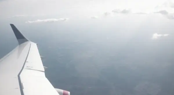 Ile trwa lot z Malagi do Warszawy? Czas przelotu bez tajemnic