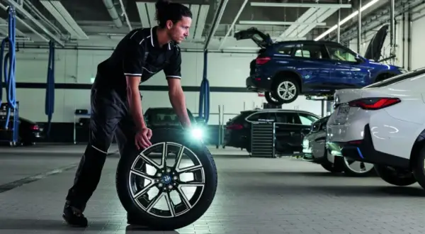 Jakie opony do BMW C330 wybrać? Sprawdź najlepsze opcje i uniknij błędów!