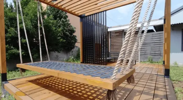 Pergola na tarasie DIY: jak zbudować? Przepisy, materiały, koszty