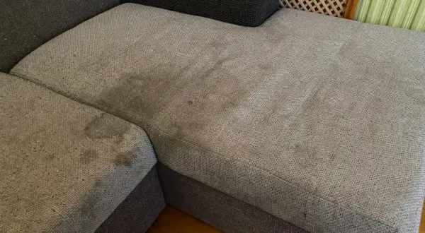 Usuń zaciągnięcia z kanapy: Sprawdzone metody i triki eksperta