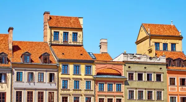 Kiedy budynek staje się zabytkiem? Poznaj kluczowe kryteria i proces