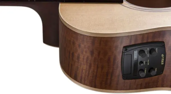 Drewniana gitara akustyczna Baton Rouge z widocznym panelem sterowania i progami.