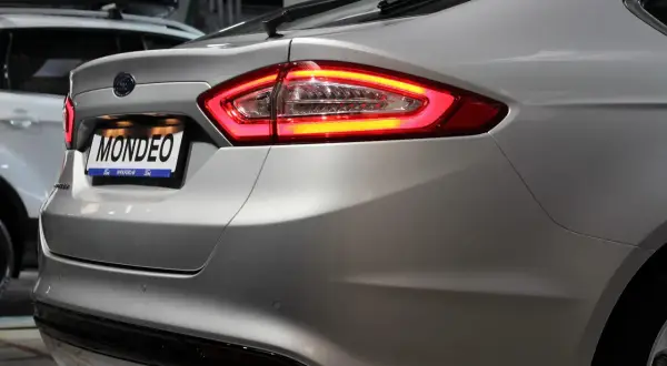 Ford Mondeo Mk5 - jakie silniki benzynowe zapewniają najlepszą wydajność?