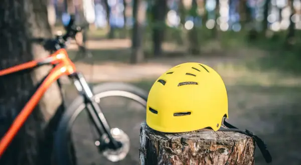 Jak wybrać kask rowerowy, aby zapewnić maksymalne bezpieczeństwo?