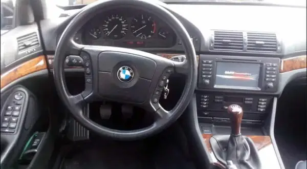 BMW E39 jaki silnik wybrać, aby uniknąć kosztownych napraw?