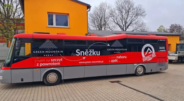 Karpacz Bus oferuje przejazdy na Śnieżkę. Sprawdź cennik i jedź z nami na szczyt i z powrotem!