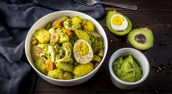 Ensalada de Patata y Aguacate: Receta Infalible y Trucos de Chef