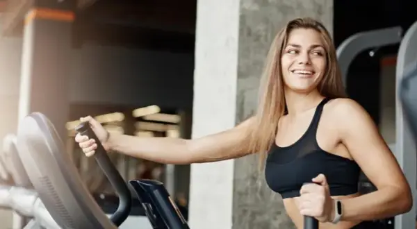 Ile kalorii spalisz w 10 minut na orbitreku? Sprawdź to!