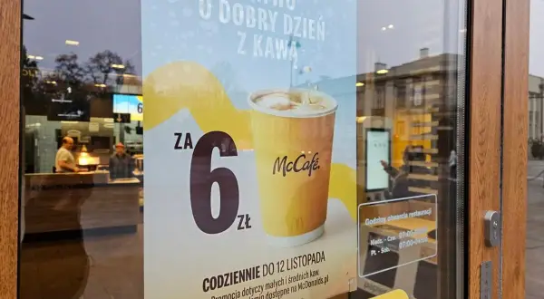 Kawa w McDonald's: Cennik 2024 i sposoby na tańsze picie!