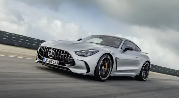 Mercedes-AMG: Odkryj moc, modele, ceny i czy warto?