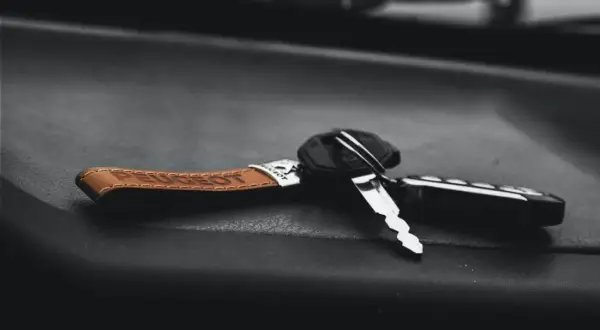 Jak otworzyć peugeota 307 bez kluczyka - skuteczne metody i porady