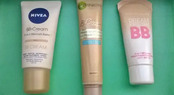 Krem BB Garnier czy Nivea – który lepszy? Porównanie składu, efektów i ceny