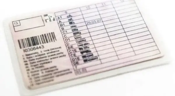 Jak sprawdzić status prawa jazdy i uniknąć problemów z dokumentami