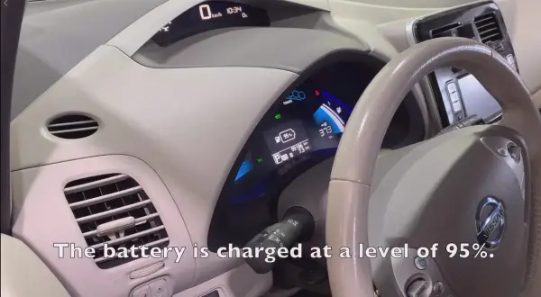 Pojemność baterii Nissan Leaf: zasięg, degradacja, koszty. Czy warto?