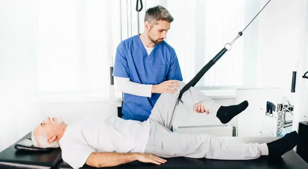 Fizjoterapia: Co daje? Odzyskaj sprawność i życie bez bólu