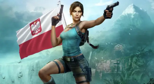 Lara Croft z polską flagą i pistoletami, gotowa na przygodę w dżungli. Wygląda jakby ścigała latającego dzika.