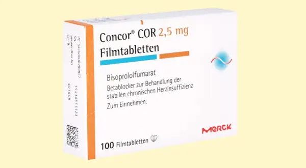 Opakowanie leku Concor COR 2,5 mg, zawierające 100 tabletek powlekanych, stosowane w leczeniu przewlekłej niewydolności serca.